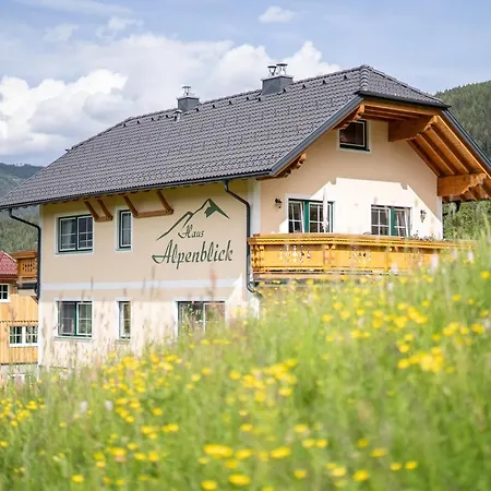 Haus Alpenblick Guest house