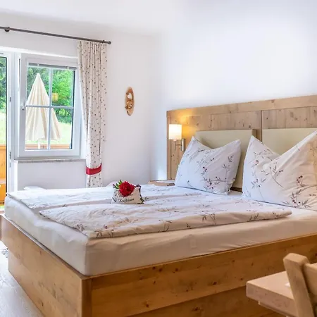 Haus Alpenblick Guest house Sankt Margarethen im Lungau